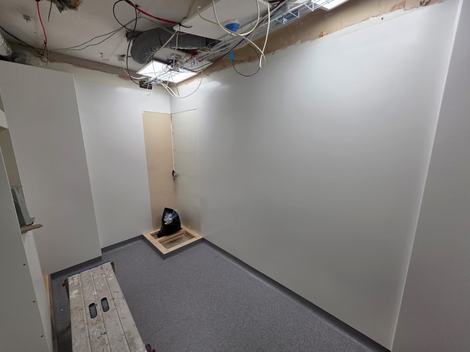 1.5mm White Cladding - Image 3